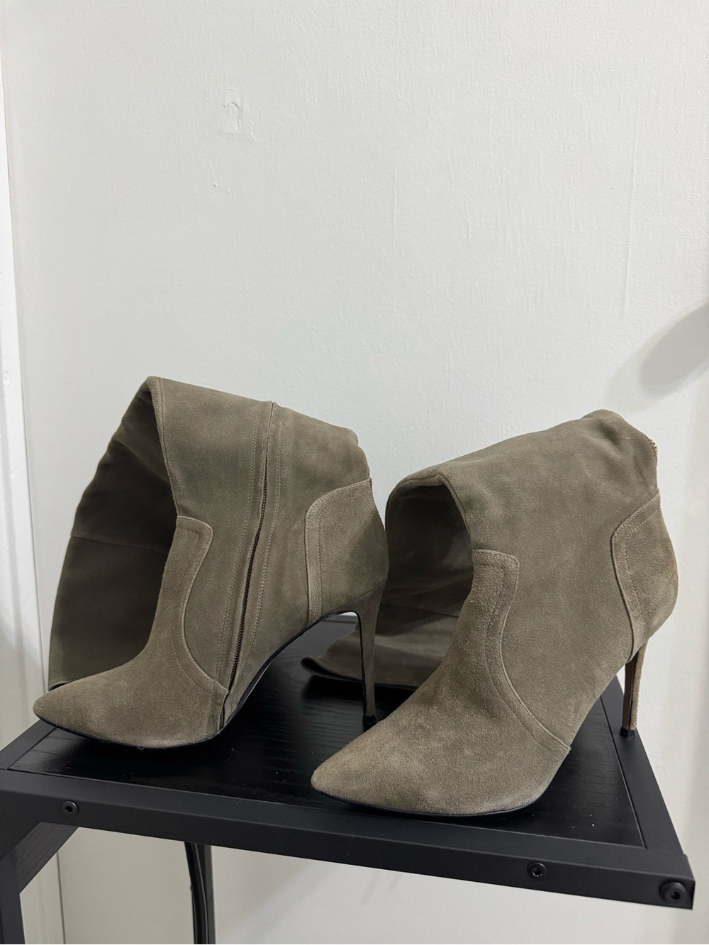 Womens Suede Pointed Stiletto Knee / Thigh High Boots in Olive | Size 7
